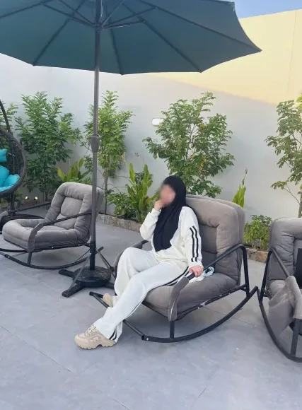 Celine, 26