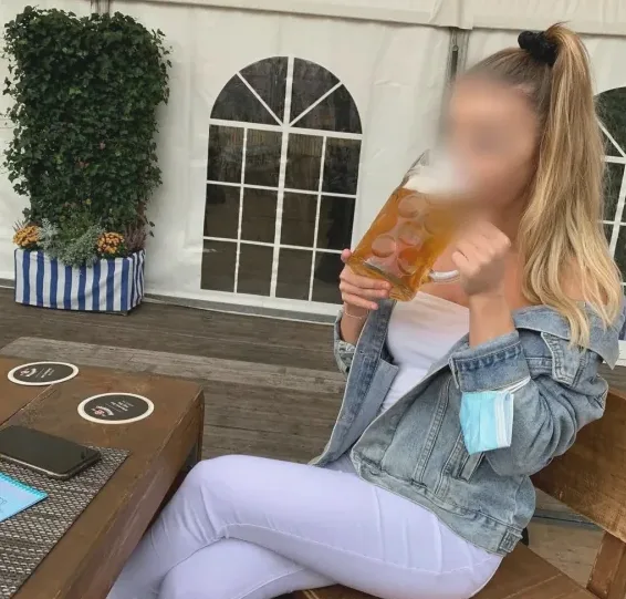 Emma, 26