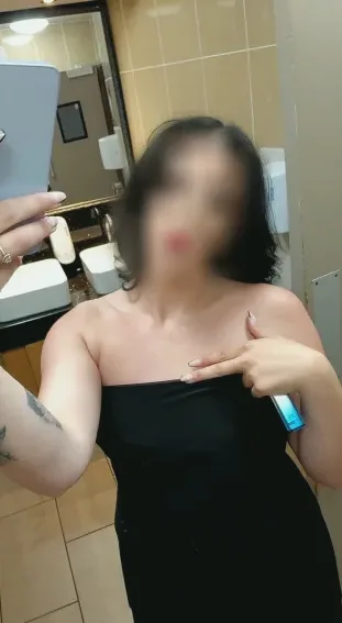 Ingrid, 27