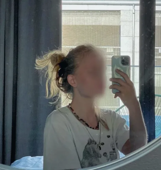 Jana, 19