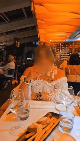 Leonie, 39