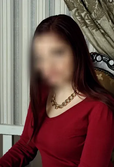 Martina, 28