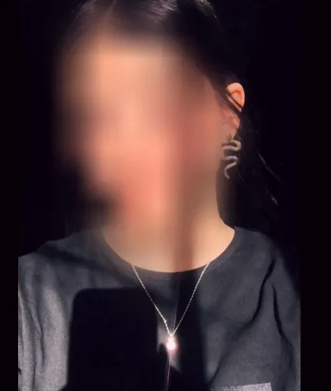 Merve, 21