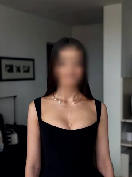 Silvia, 38