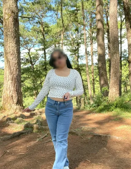 Silvia, 28